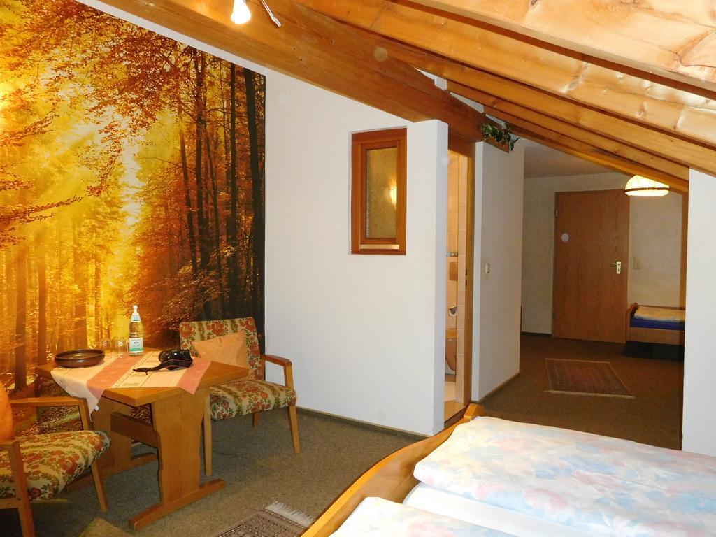Ferienhotel Faisst Бад Петерстал-Грисбах Екстериор снимка